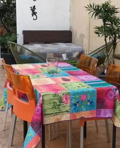 Vivienda Turistica بيت للعطل اوندارا
